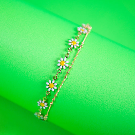 White Daisy Chain Bracelet