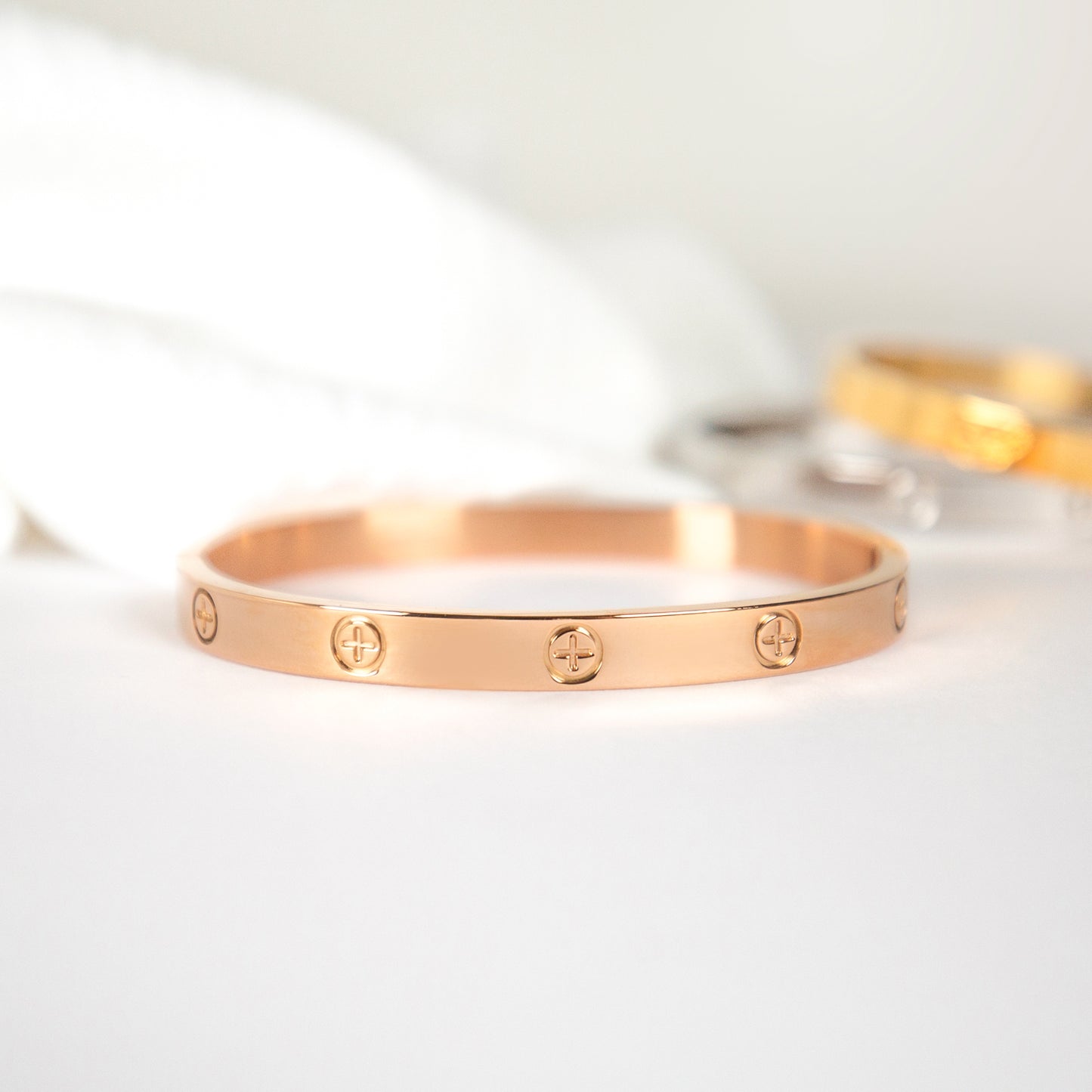 Love Screw Bangle Bracelet